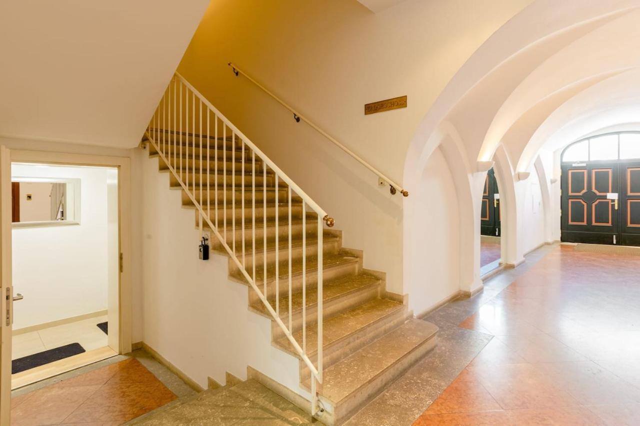 Air Condition I All Sights In Walking Distance I 201 Mbit Wifi Wien Exteriör bild